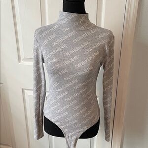 Calvin Klein Jeans Light Gray Logo Bodysuit SP